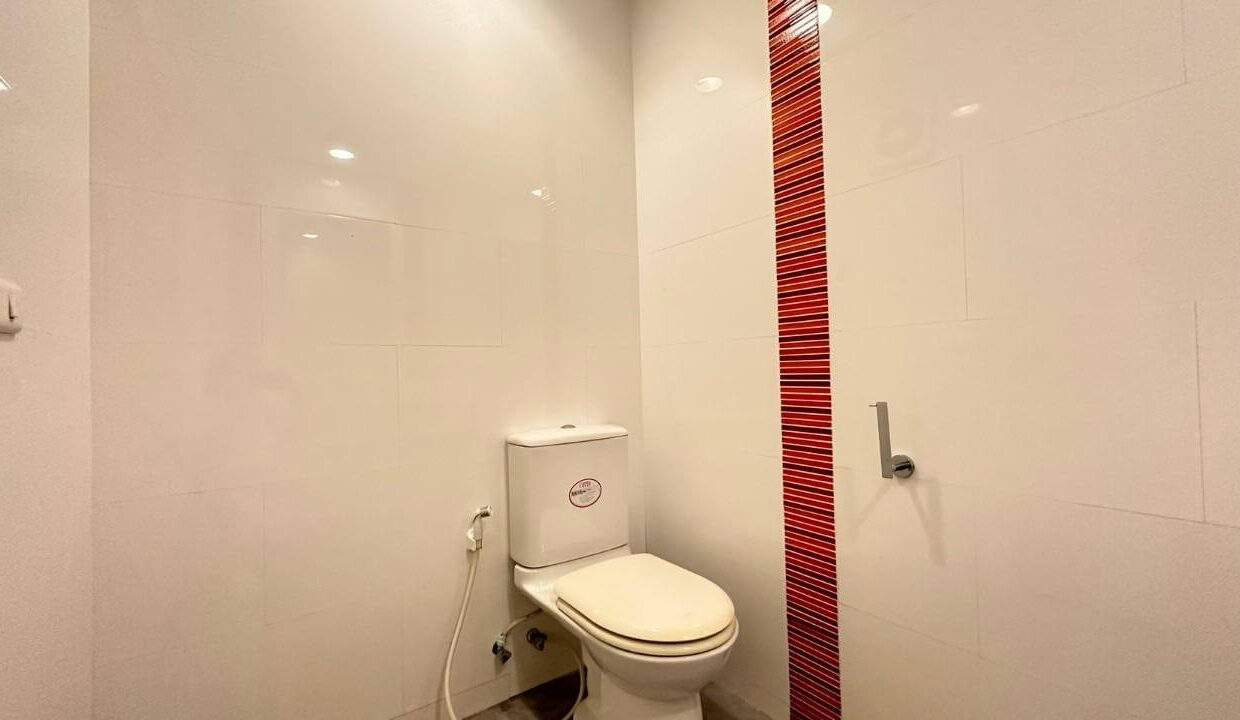 bathroom1